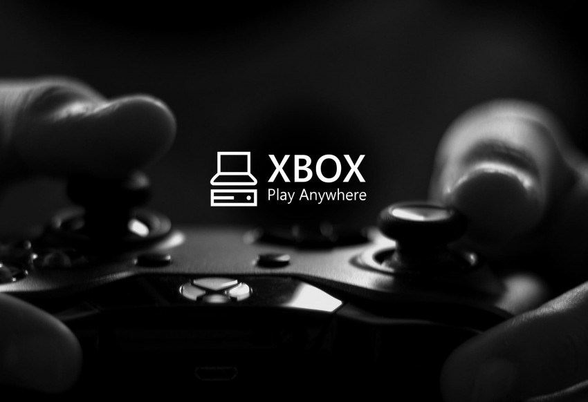 Xbox Play Anywhere copertina controller